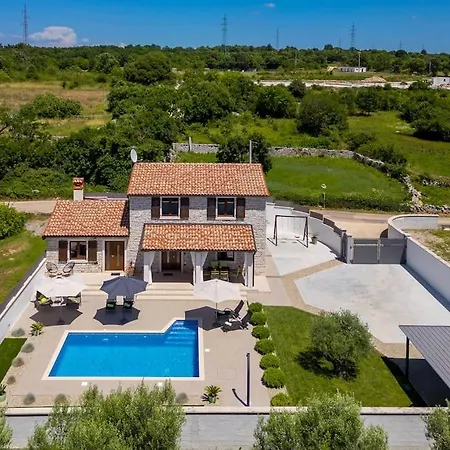 Willa Melani By Istrialux Smoljanci